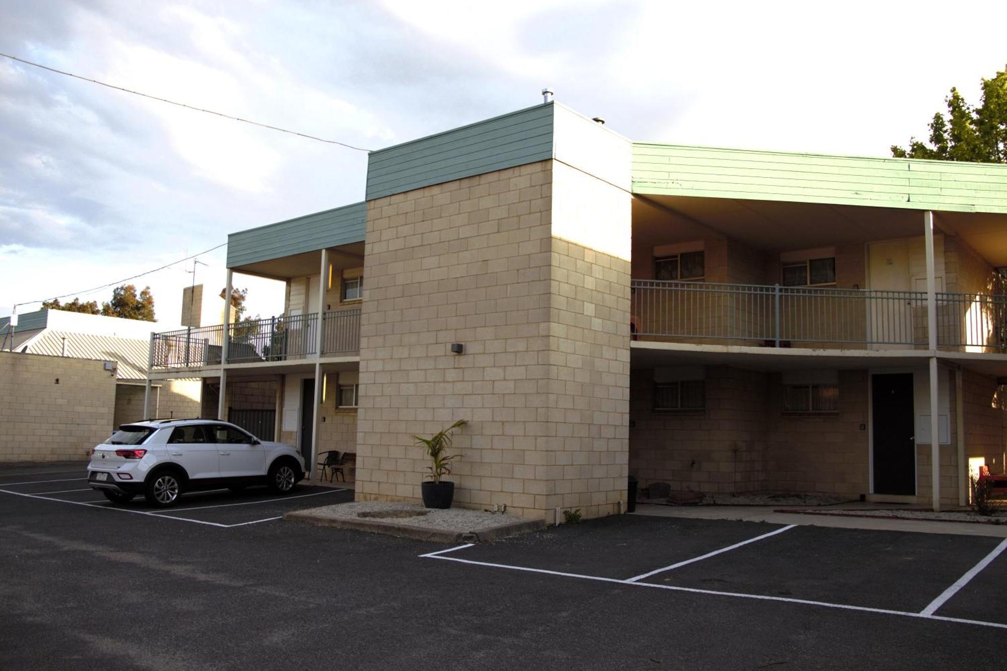 Bendigo Motor Inn Kangaroo Flat Exteriör bild